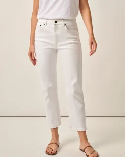 Savanah Light Everyday Wash Jean